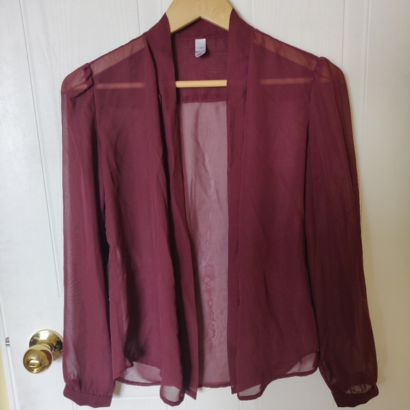 Sheer maroon blouse - Picture 2 of 3